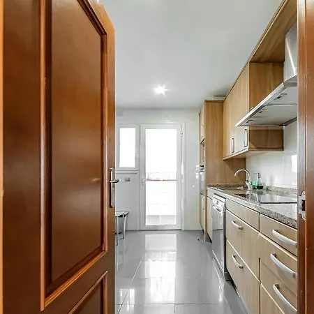 Ocean View Family In Playa La Arena Apartment